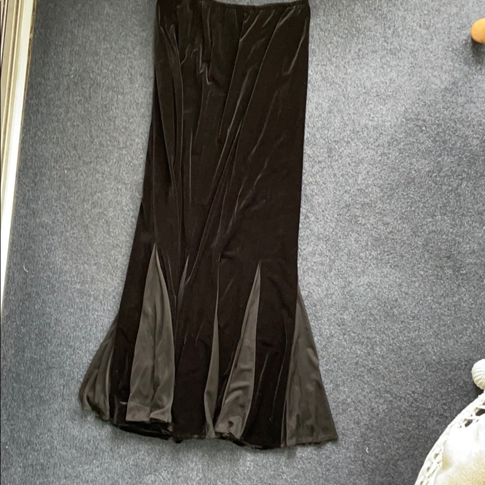 Velvet maxi skirt